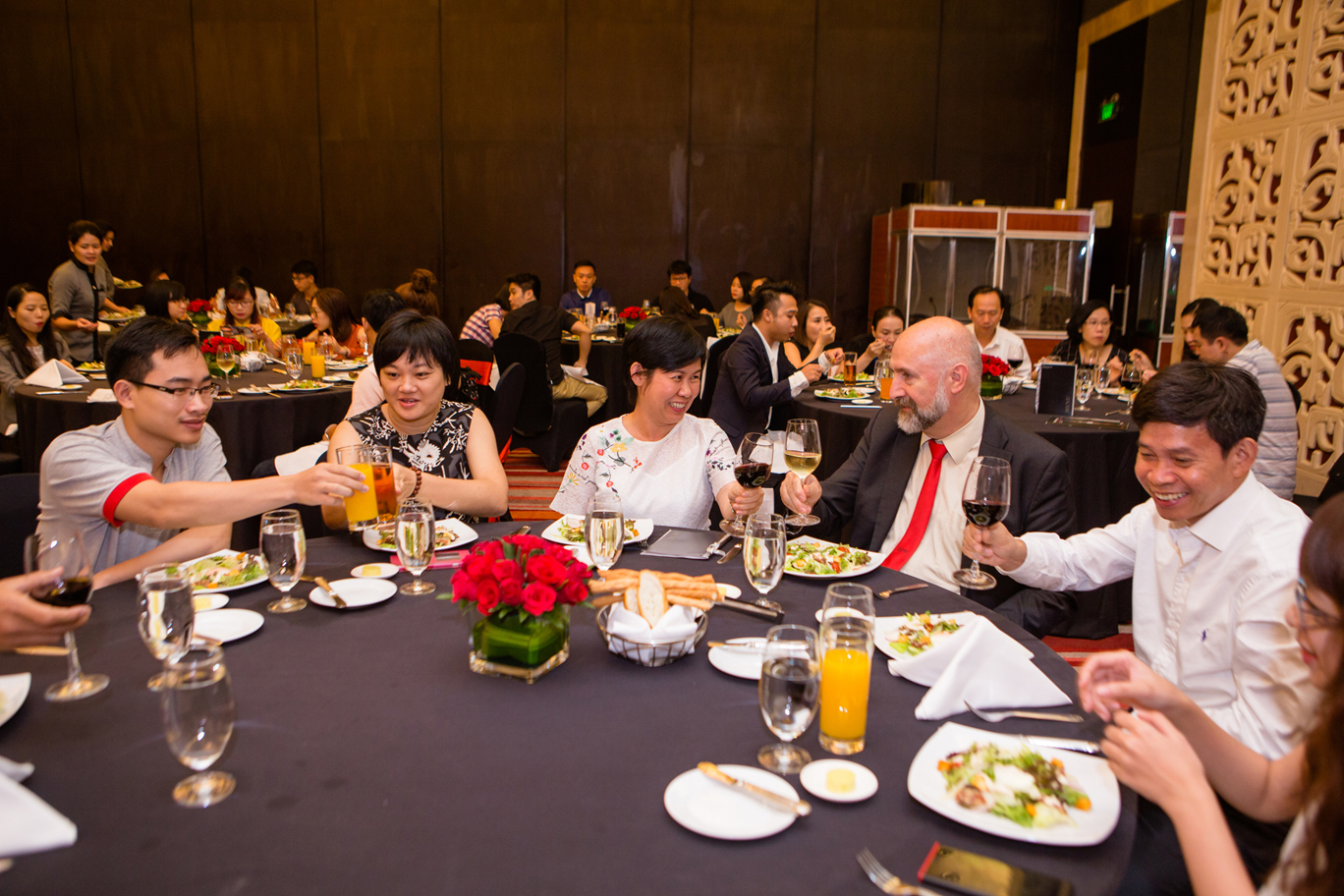 Fotona tại Hà Nội, 2017 - Tiệc thân mật tại sự kiện. 